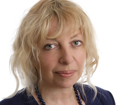 Headshot of Dawn Tebbett managing director and owner of Sandfield Engineering.